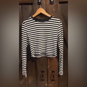 Wild Fable Black and White Striped Long Sleeve Tee